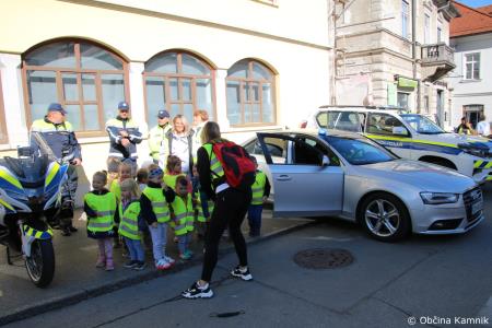 Tudi otroci kamniških šol in vrtcev so bili danes trajnostno povezavi  (20)